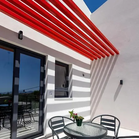 Pagani Blue - Luxury Maisonette B3